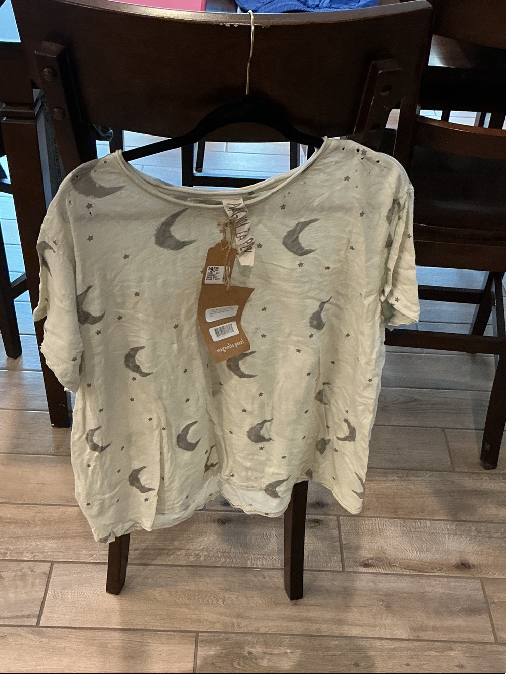 Magnolia Pearl Light Mint Moon & Star Short Sleeve Top